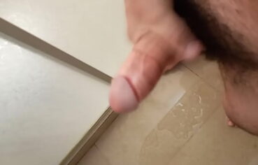 Huge tits shower