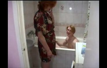Old aunty sex with boy