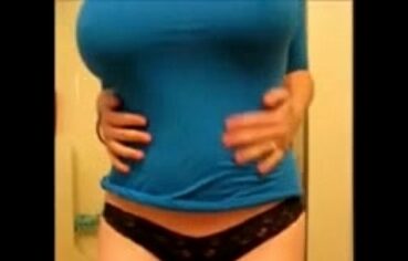 Teen girls masturbating on webcam